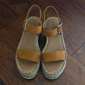 Women’s Universal Threads Target Woven Wedges